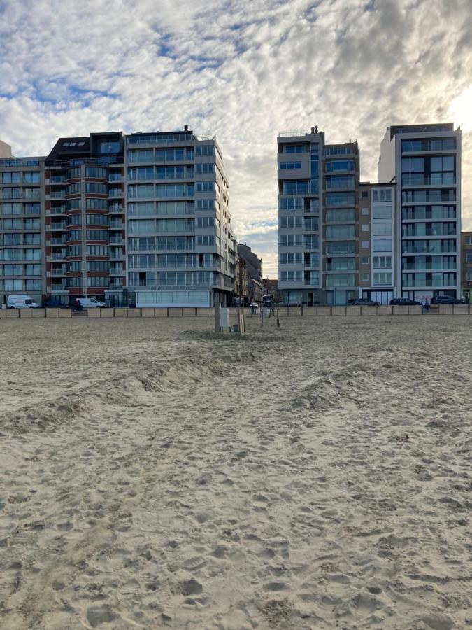 Appartement Met Zicht Op Zee Knokke-Heist Bagian luar foto