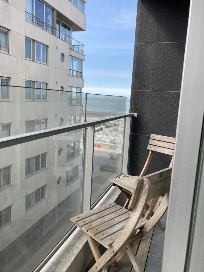 Appartement Met Zicht Op Zee Knokke-Heist Bagian luar foto