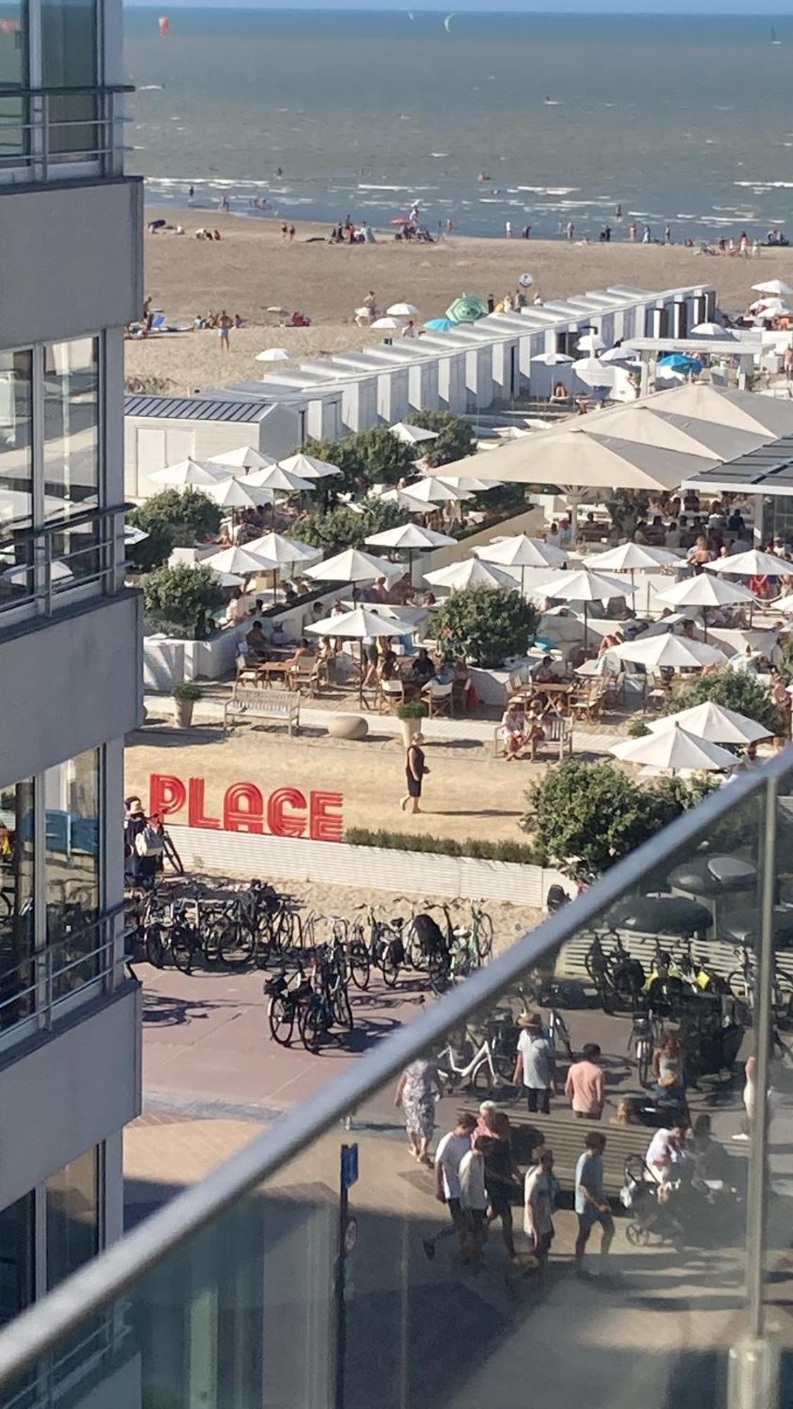 Appartement Met Zicht Op Zee Knokke-Heist Bagian luar foto